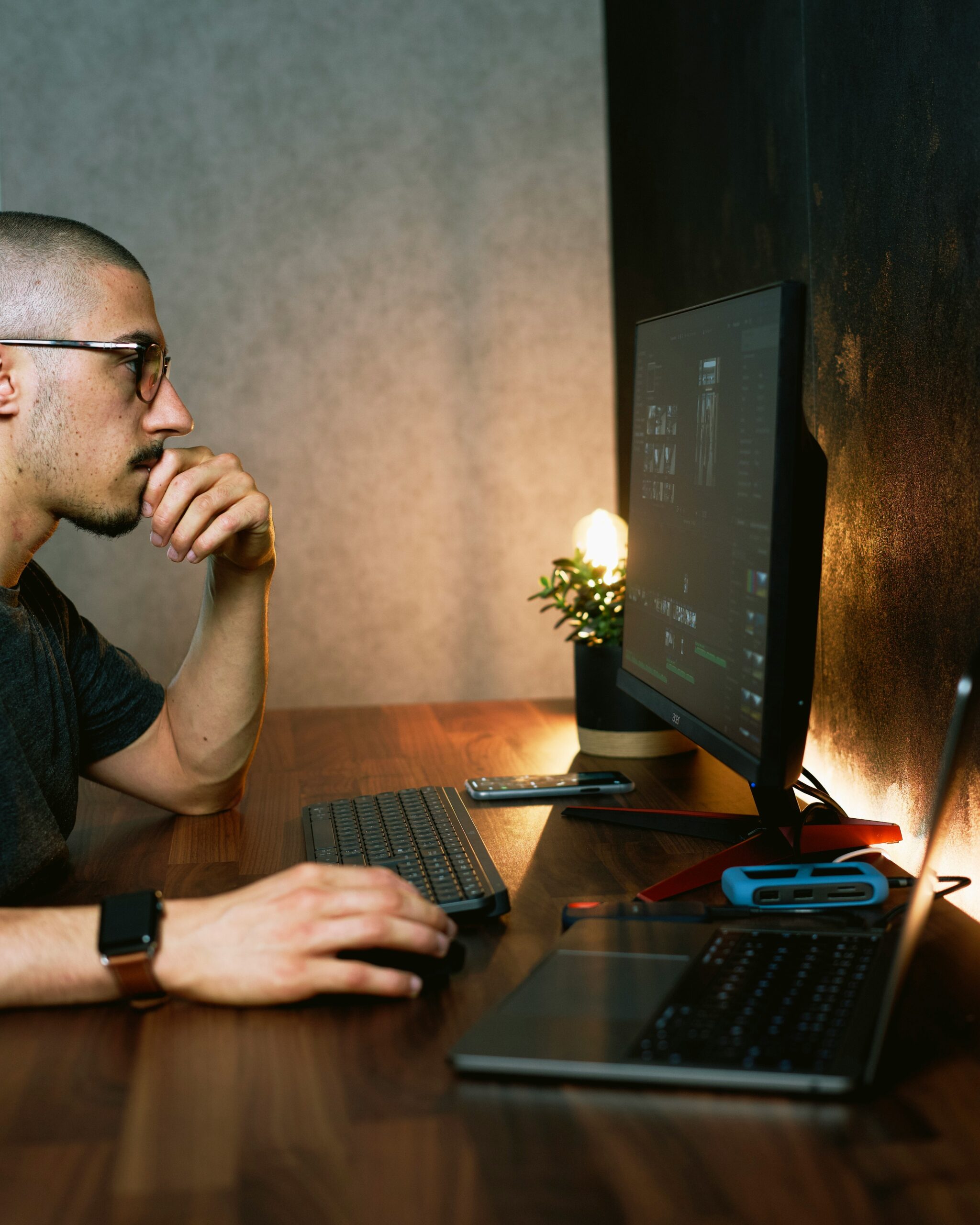 guy sitting at computer free trials renewals