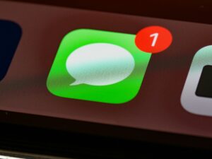 iphone green message bubble with notification DNC private text message