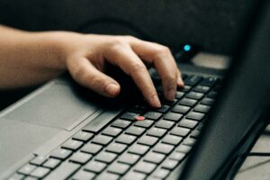 person on laptop pixel tracking